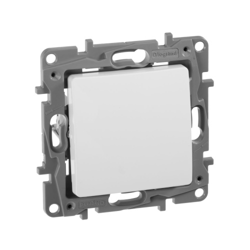 Переключатель 1-клавишный 10А винтовые зажимы Белый Legrand Etika