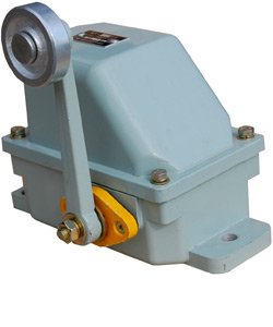 Выключатель концевой КУ-701 У1, рычаг с роликом, 10А, IP44, 2 эл. цепи