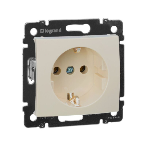 Розетка с з/к Крем Valena