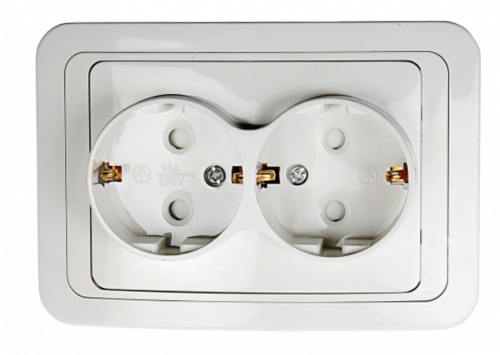Розетка 2ая с з/к со шторками CLASSICO ASD белая 2128x