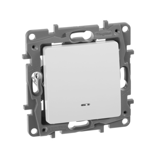 Выключатель 1-клавишный с подсветкой Белый Legrand Etika