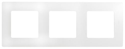 Рамка 3-ая Белый Legrand Etika
