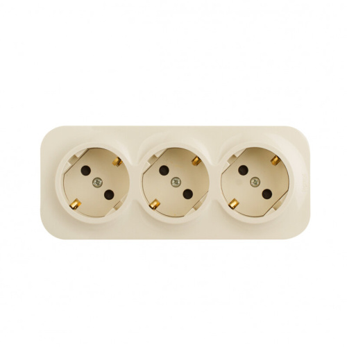 Розеточный блок 3x2К+З с защитными шторками 16A 250В Quteo IP20 Слоновая кость
