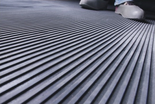 Ковер диэлектрический резиновый 6000х1000 (1 рулон 6 м)